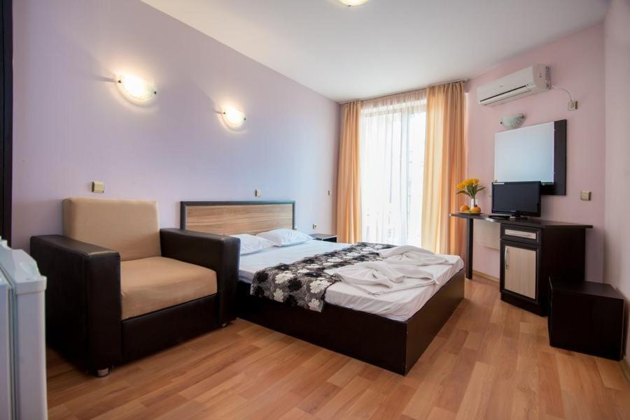 South Beach Hotel - New Management And Free Beach Access تساريفو المظهر الخارجي الصورة
