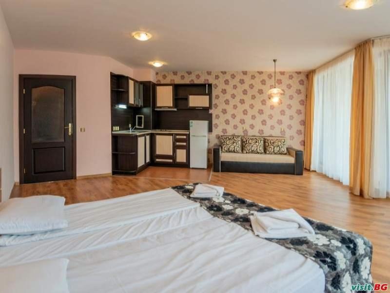 South Beach Hotel - New Management And Free Beach Access تساريفو المظهر الخارجي الصورة