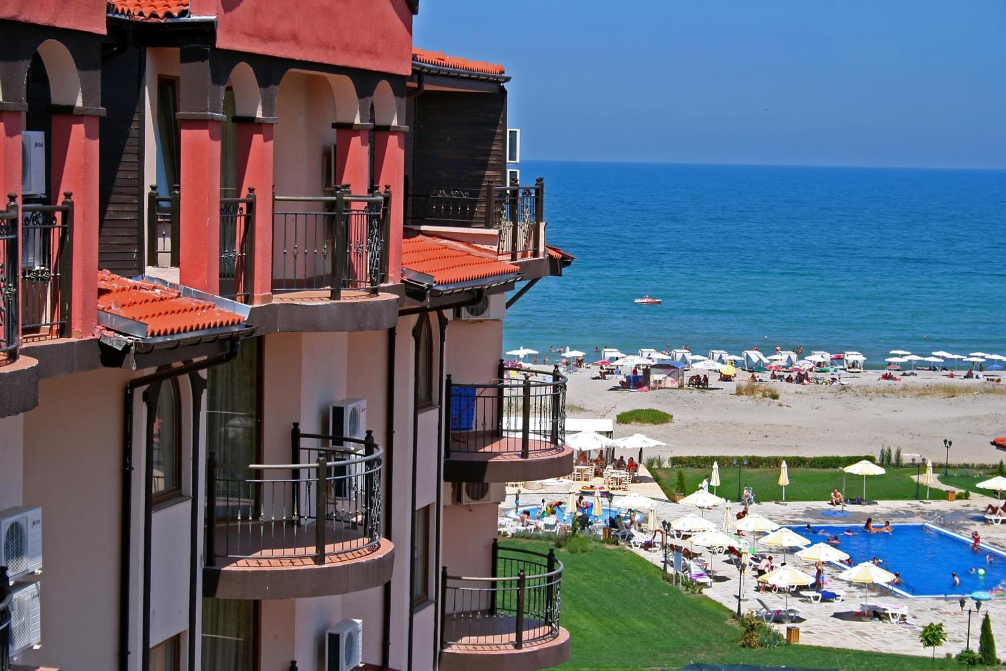 South Beach Hotel - New Management And Free Beach Access تساريفو المظهر الخارجي الصورة