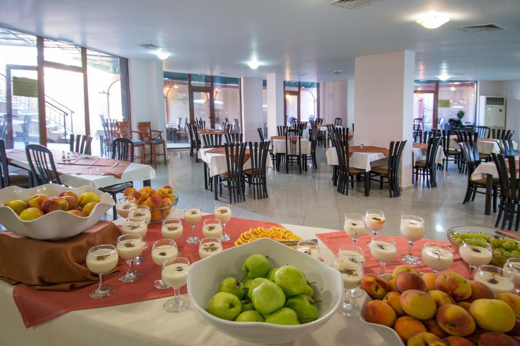 South Beach Hotel - New Management And Free Beach Access تساريفو المظهر الخارجي الصورة